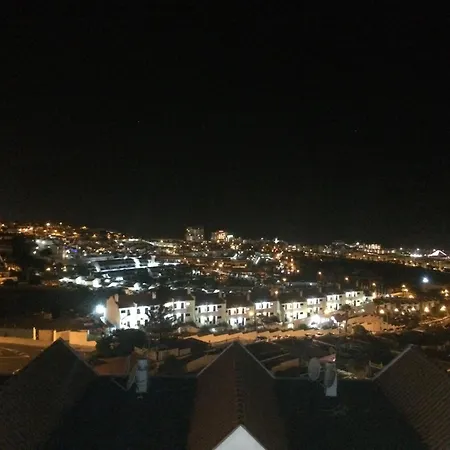 アパート Colina Blanca Tenerife. アデヘ